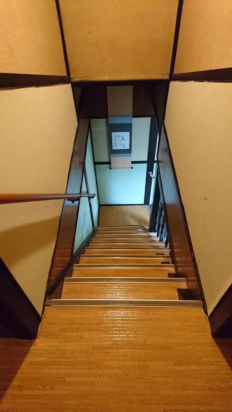 樓梯有點陡