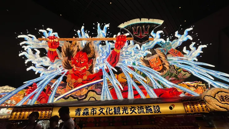 每個燈籠,說的也是一個故事。