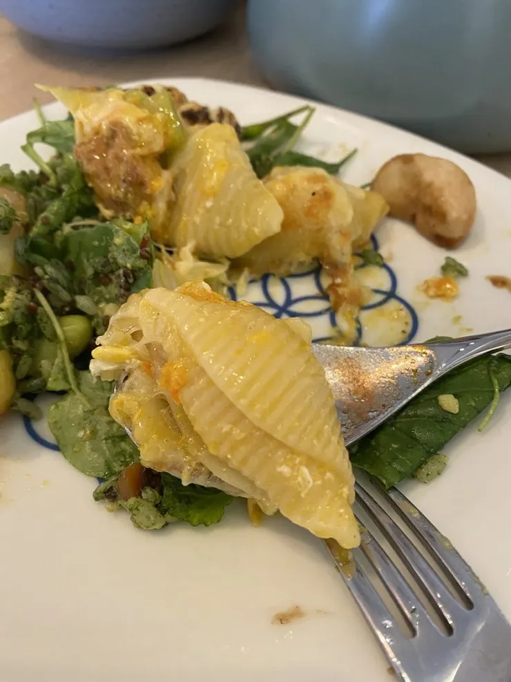 小小樹食：蟹黃豆腐貝殼麵