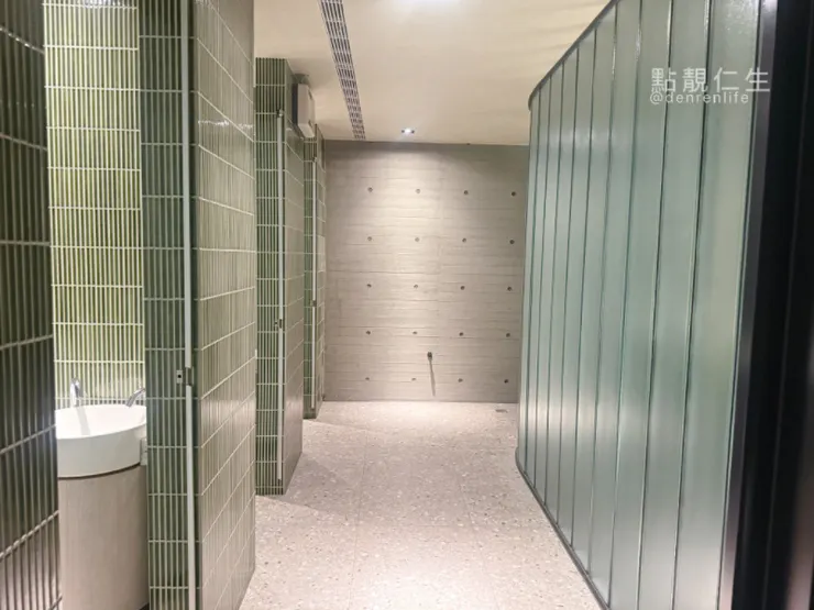 忍不住拍了一下的廁所｜天鍋麻辣鍋