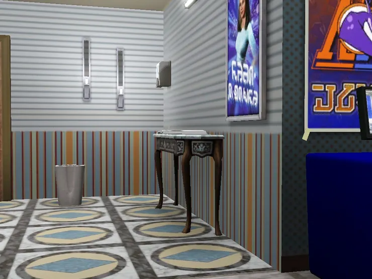 這張扁扁的小桌子我找了很久!但跟電梯大堂很相配,有了它感覺便高雅了。