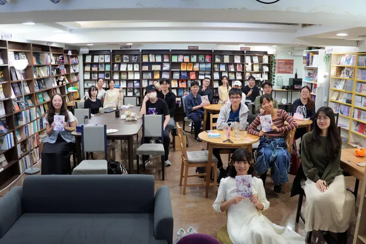 底加書店場的新書分享會，也是慕己長期駐紮的創作基地