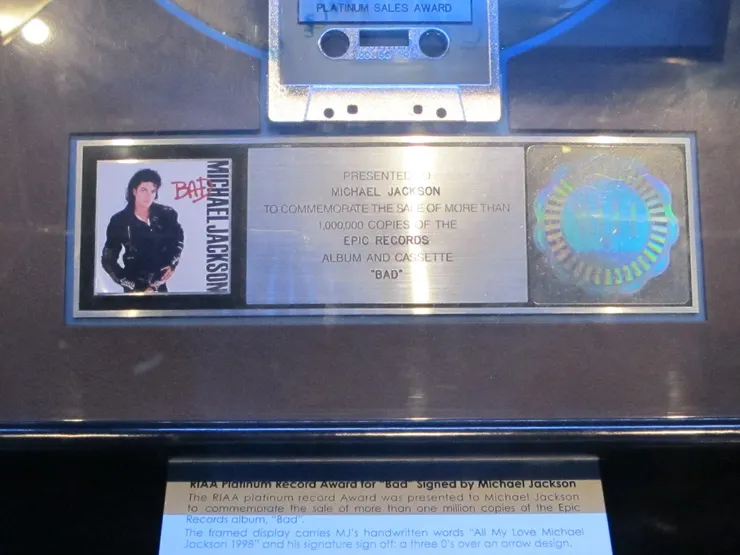 對MJ和他的歌迷來說，給他的獎項都是無可比擬的珍品。