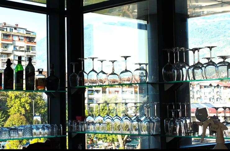 生活需要的不是更多的「努力」,而是更多的「空隙」