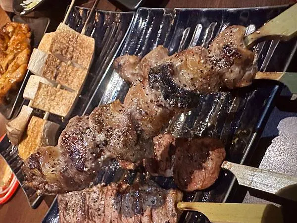【士林美食】大村武串燒居酒屋-路邊的日式恣意小角落。士林美食
