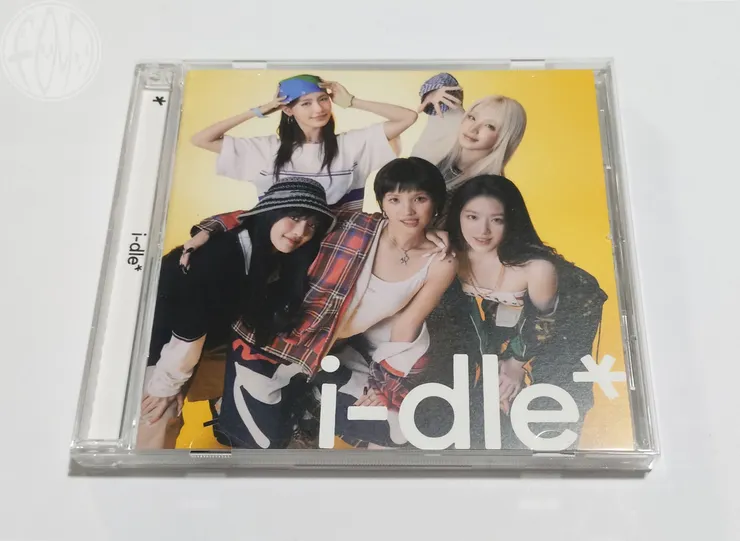 i-dle (原 (G)I-DLE) -《i-dle》_  Jewel Ver. 封面