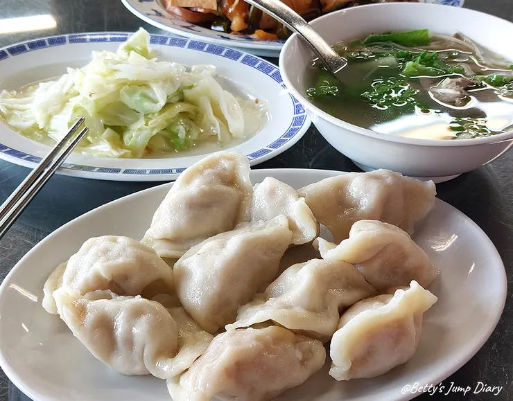 ▲龍潭天川牛肉麵食館 / 圖片來源:Betty's Jump Diary