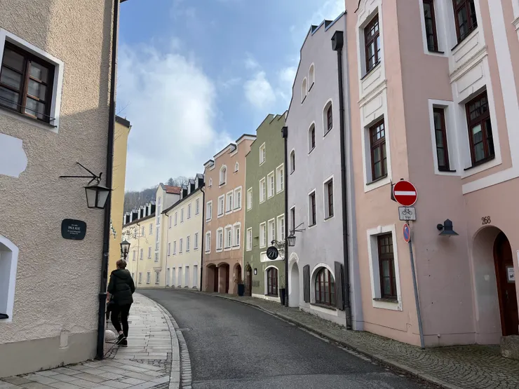 巷弄裡可愛的房子