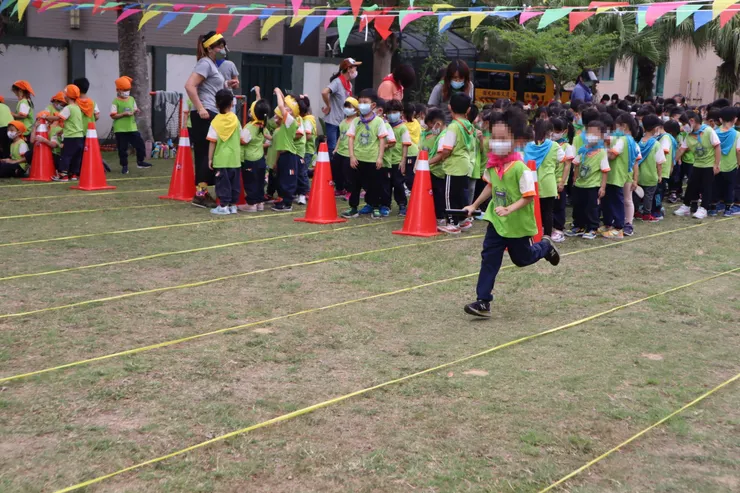 【達文西幼兒園】台南市安南區幼兒園推薦，採用高瞻教學法與渡假景點般的綠地與美麗樹木造景  安南區推薦幼兒園
