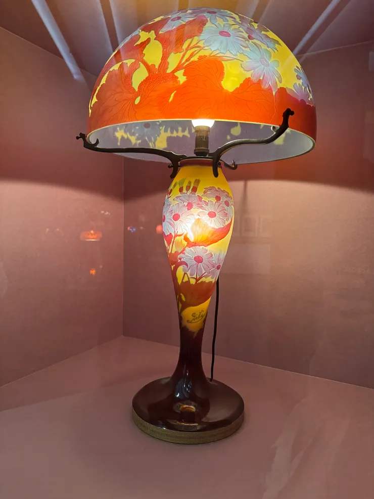 美麗的玻璃燈罩