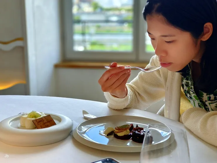 【螞蟻族壽星細品甜點】