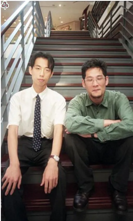 黃國峻(左)與袁哲生(右)