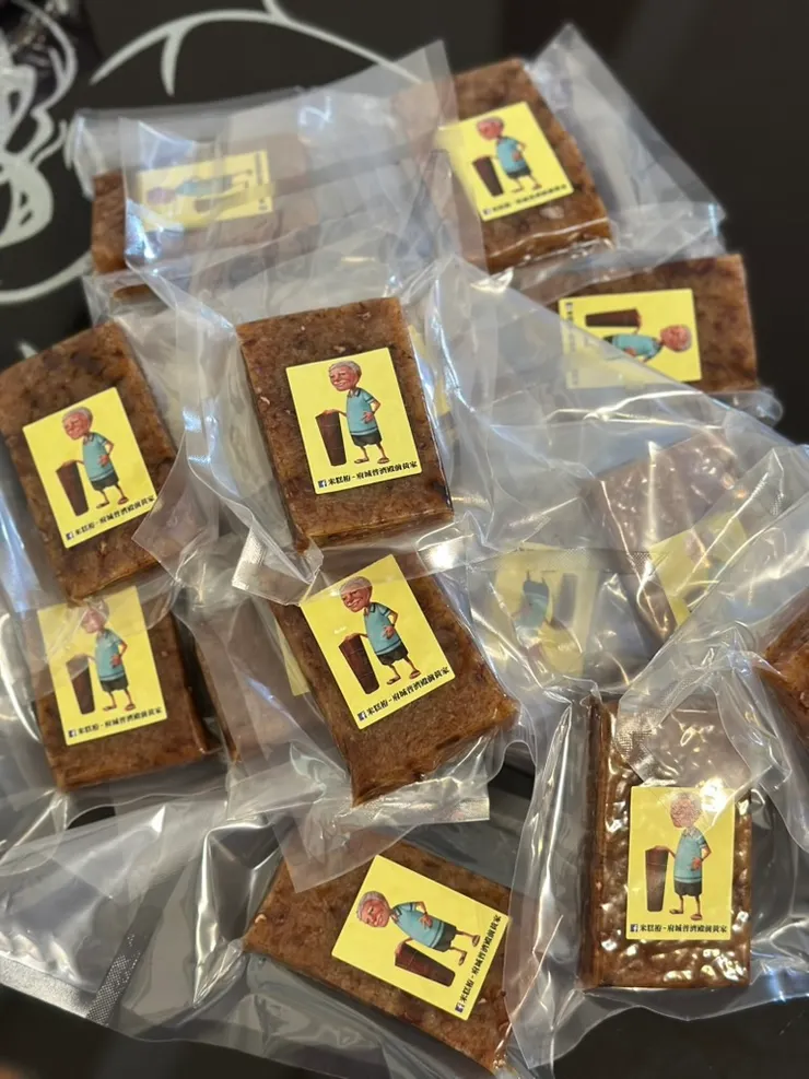 我們家就一次訂了15份，自己吃也送給親朋好友