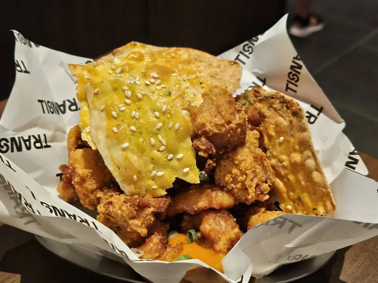 明明不行XD，沒想到他真的送上一盤炸雞($240)！