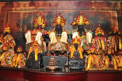 朱府、雷府、殷府千歲（圖片截圖於網路）