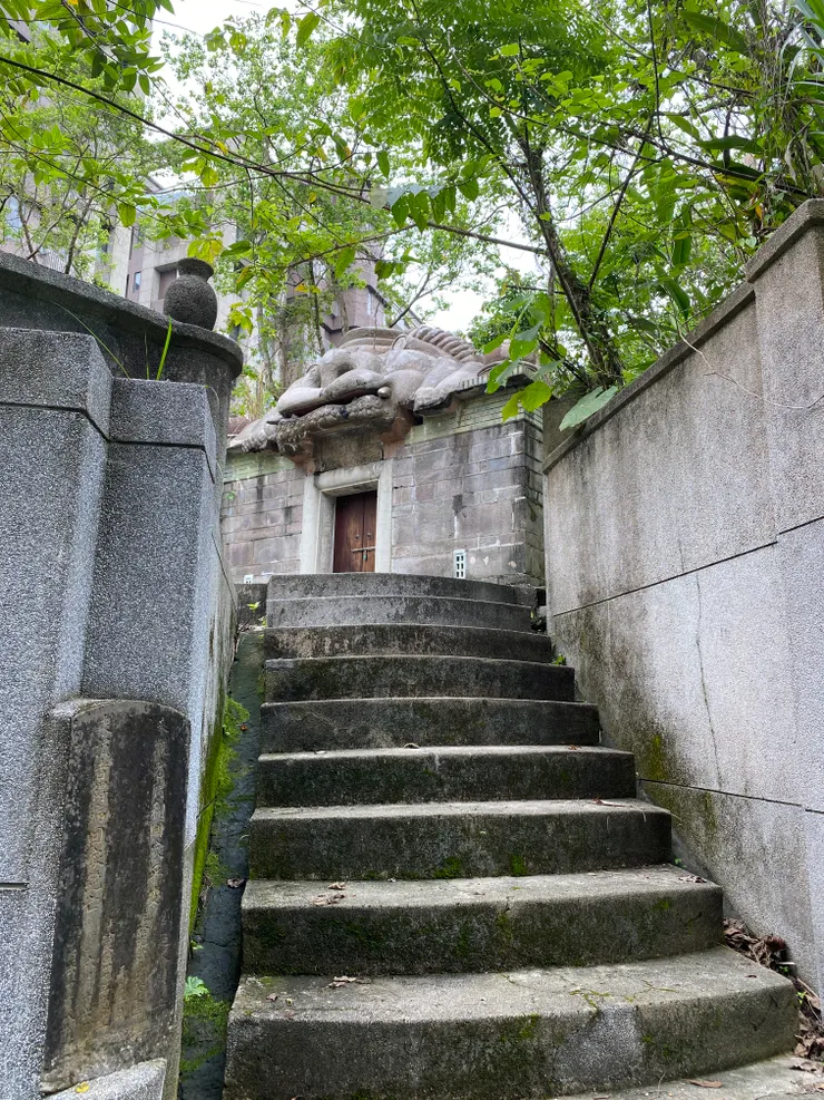 歷史建築－賴氏萬壽塔