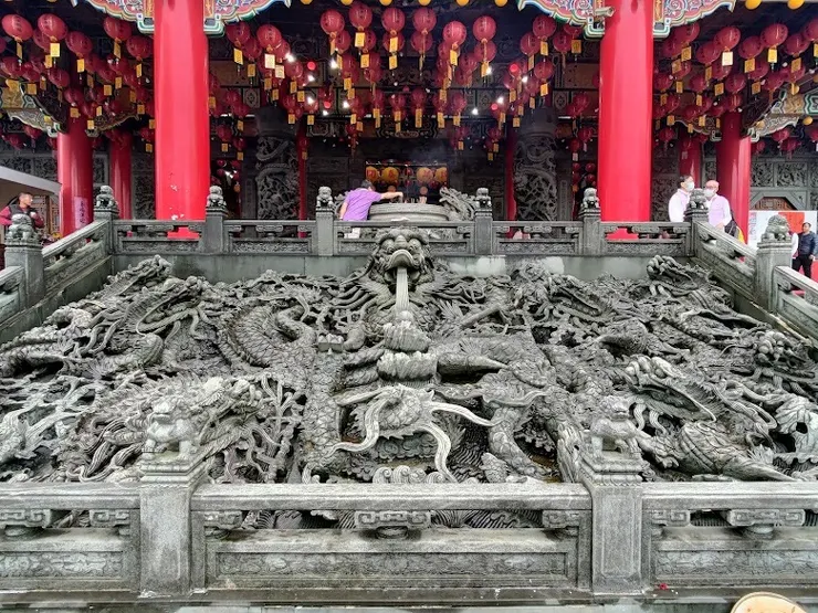 莊嚴雕刻藝術（圖片截圖於網路）