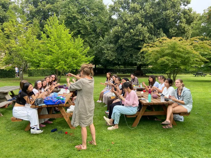 周末 Knitting Club