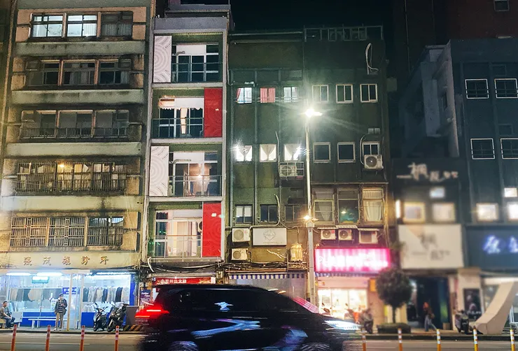 基隆住宿推薦「中華郵輪文旅」海景第一排飽覽基隆港灣│基隆廟口夜市周邊住宿