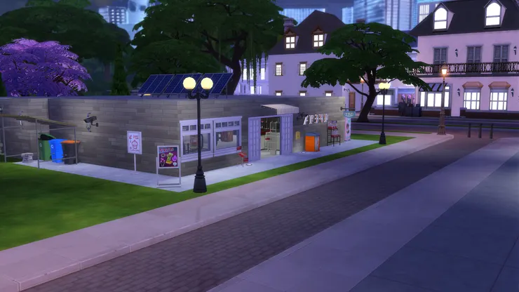 我特意讓超市--尤其是門口很光亮,要人一看便看到,給路人一種溫暖的感覺。