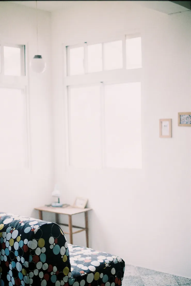 shot by Emma , flim with FM2@ 靜巷27號，花蓮，25/ 09/ 2011.