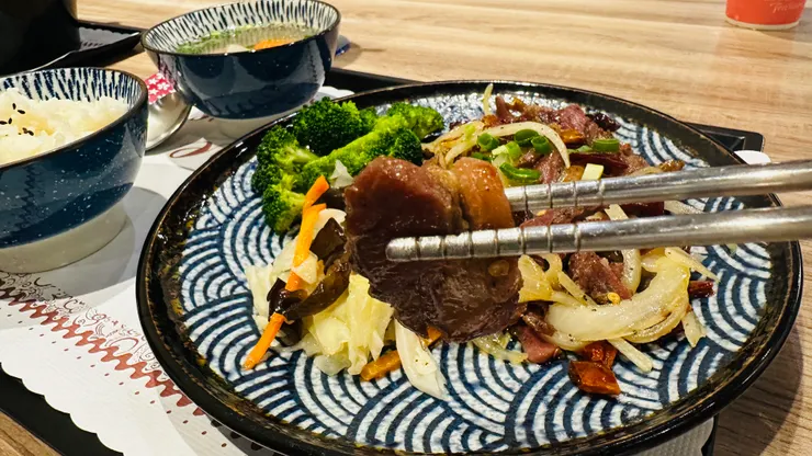 畫了三根辣椒🌶️的櫻桃鴨