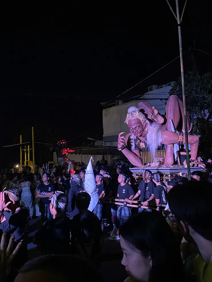 每個雕像都細節滿滿，而且每一尊都不同