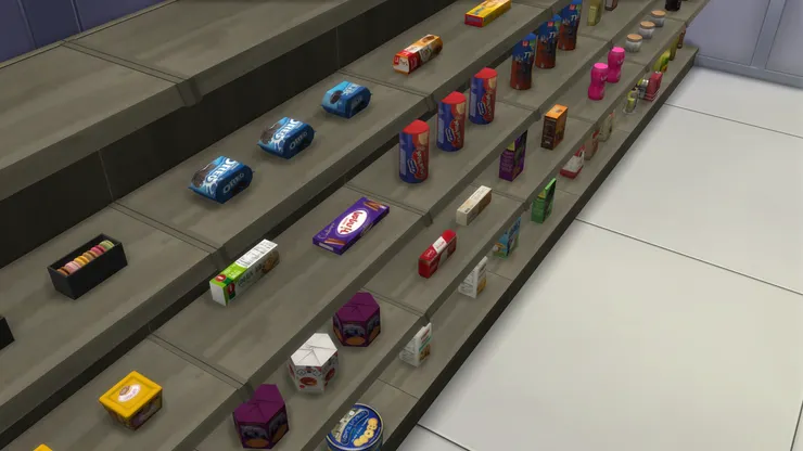 有些牌子大家也認得出來吧！(寫「自由睇樓團」這麼久，這次最開心！看到滿眼零食！)