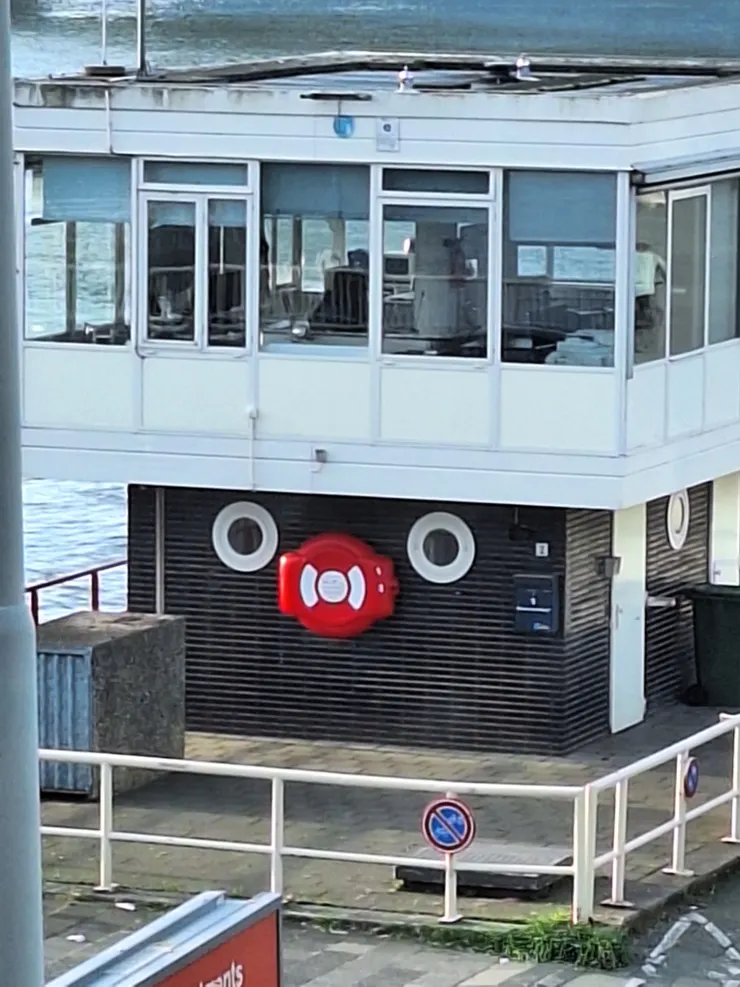 新勒夫橋（Nieuwe Leuvebrug）