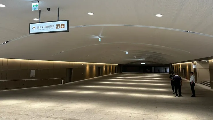 大巨蛋逃生通道80米縮到18米柯文哲：一定有專家背書沒問題| 政治焦點- 太報TaiSounds