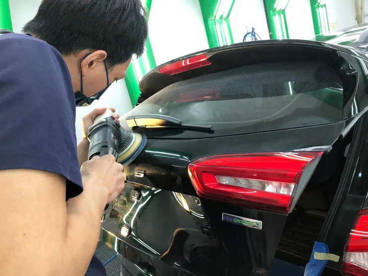 台南汽車美容鍍膜推薦【岫舫車體美研】是我遇過最細節的手工洗車