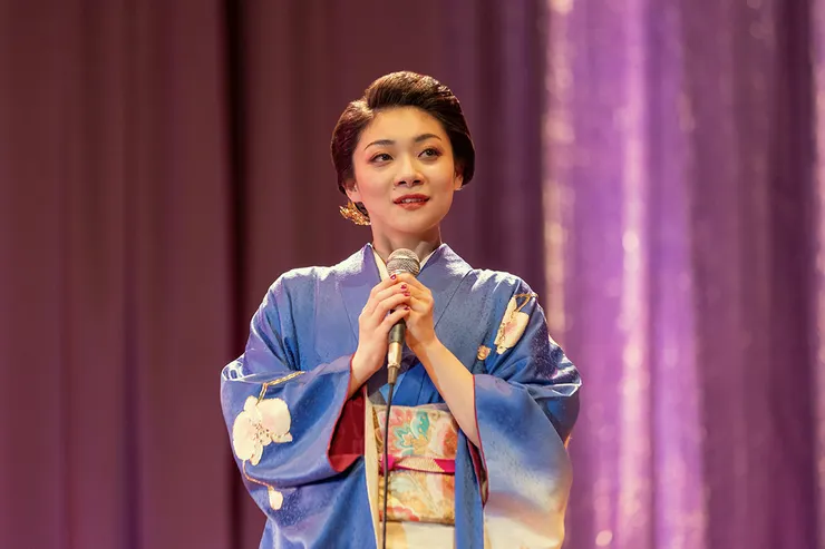 飾演島倉千代子的三浦透子