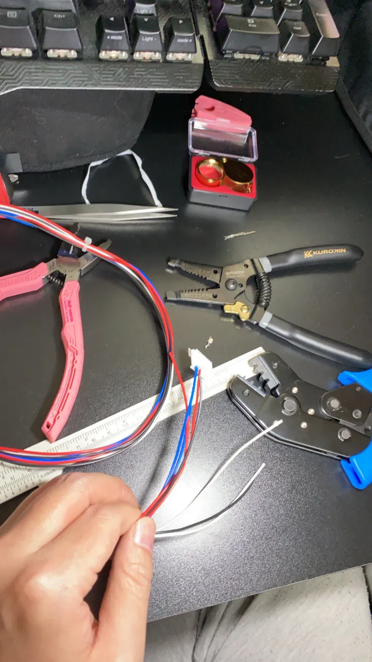 接下來製作腳踢線