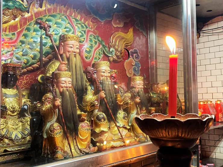 七張福德宮供奉十二尊神