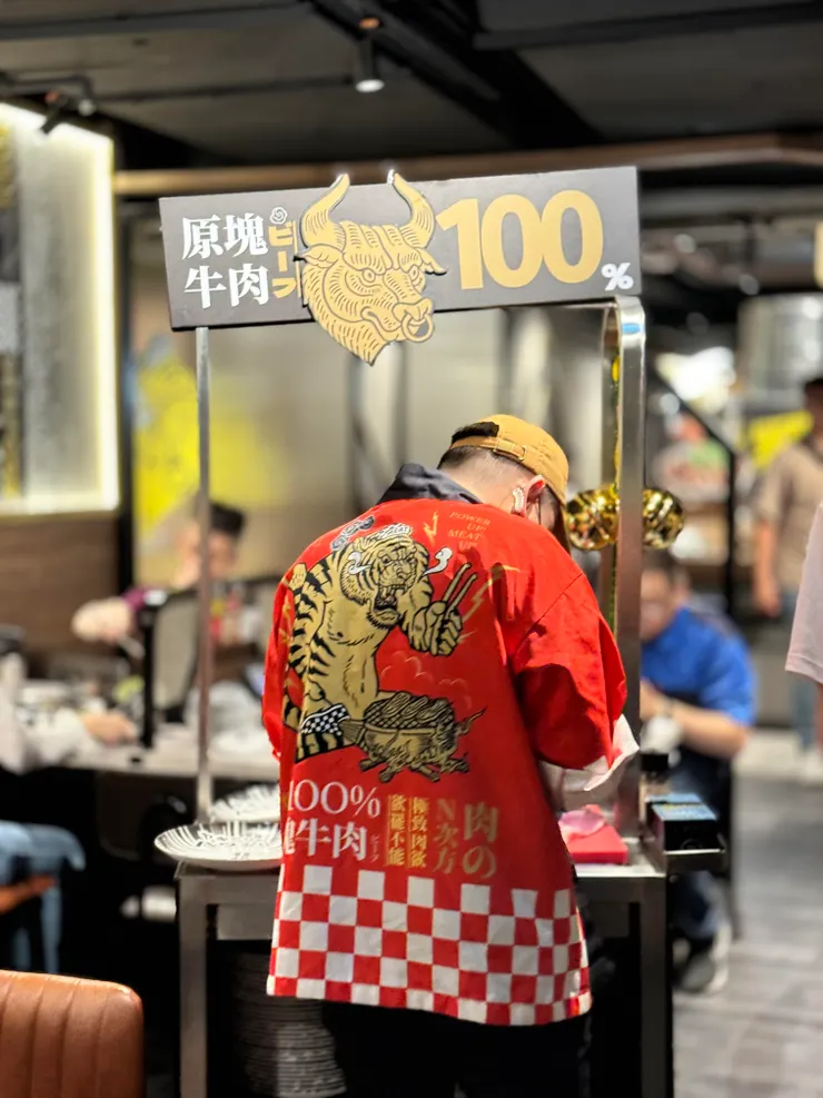 998吃到飽才能點的原塊牛鮮切專車