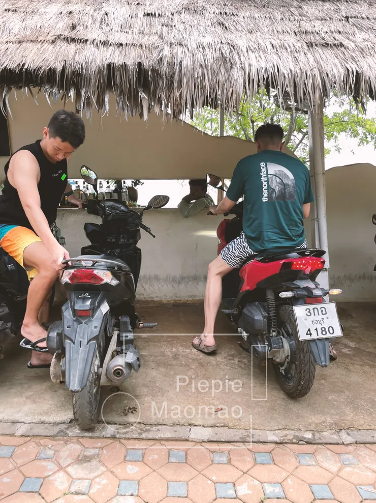 這次在島上陪伴我們的機車