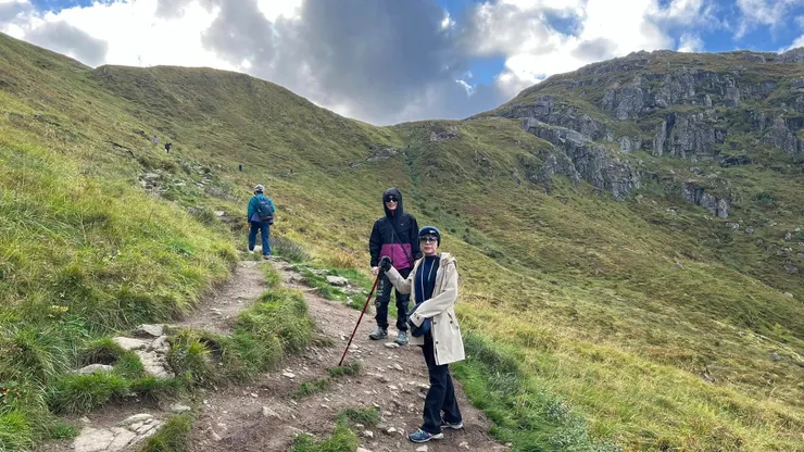 路是人走出來的