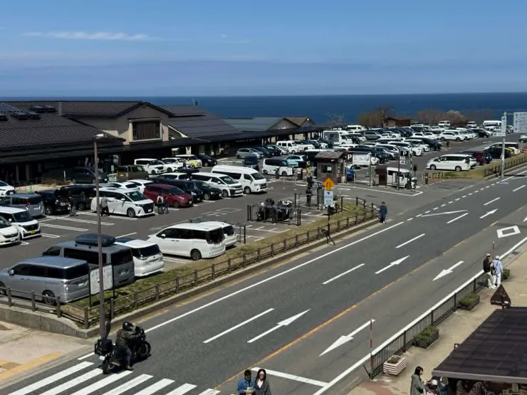 這是我們在鳥取旅遊中，遇見最多人的景點了
