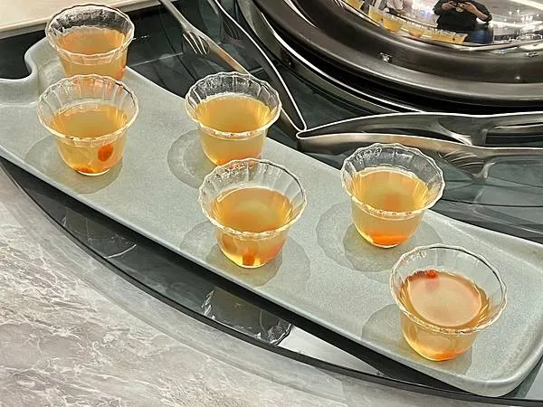 ＋（新北美食）濤濤海鮮蒸氣鍋～海鮮清蒸最好吃、澎湃上湯瑤柱粥