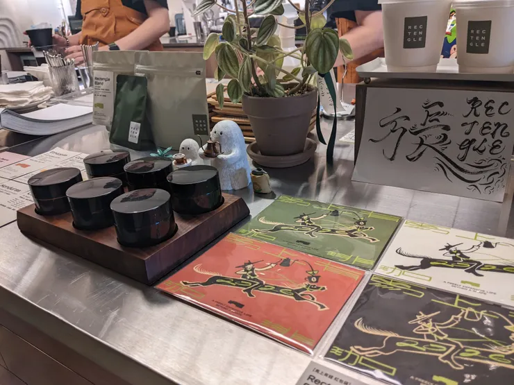 櫃檯旁的聞香瓶