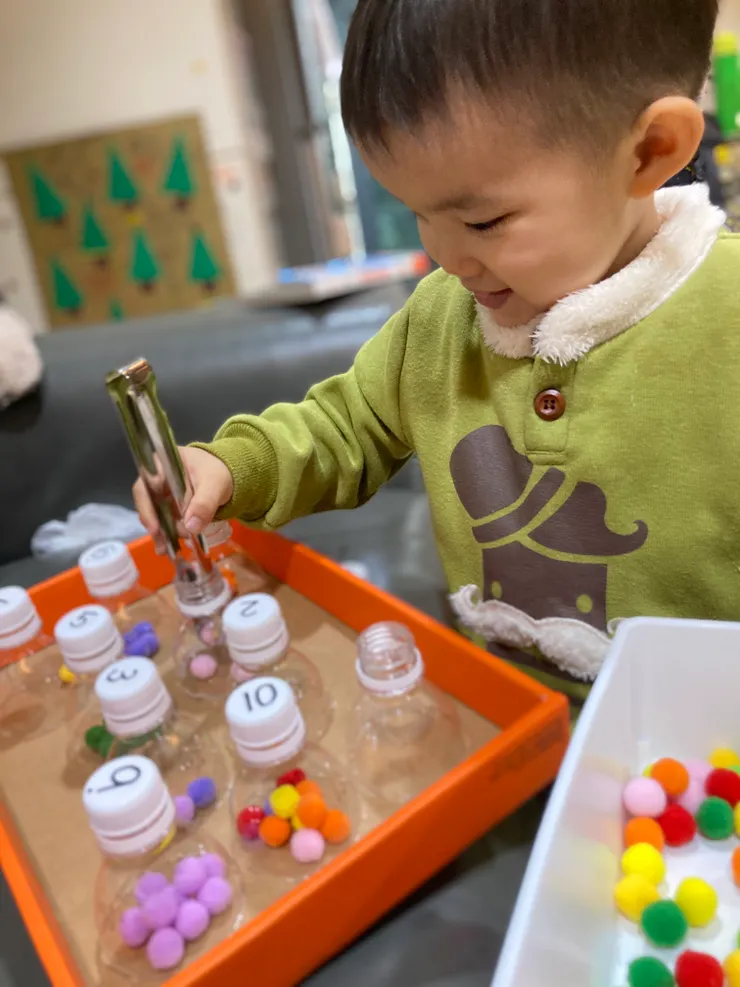 不要輕易給幼兒手機當保母。