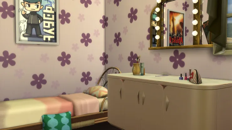 牆上掛有明星的簽名海報!