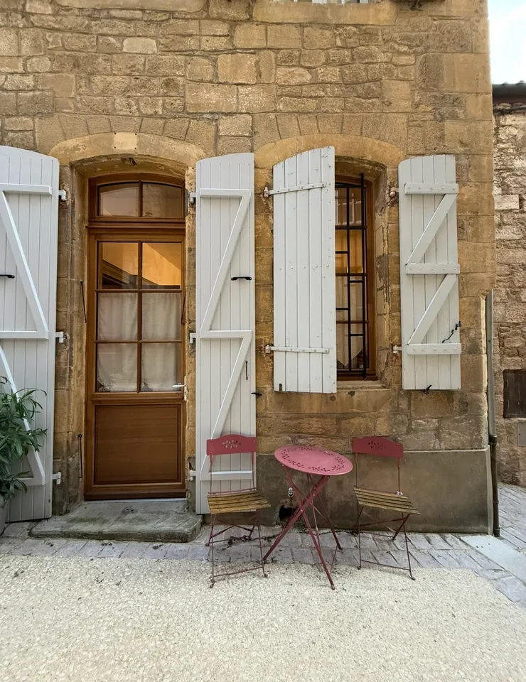 這樣安靜的角落，只會出現在巷弄𥚃