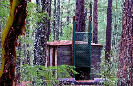 2007 年羅格河-錫斯基尤國家森林內捕捉「大腳怪」的陷阱