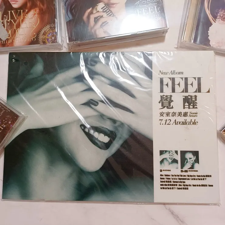 FEEL 安室奈美惠在2013年發行的個人第11張錄音室專輯