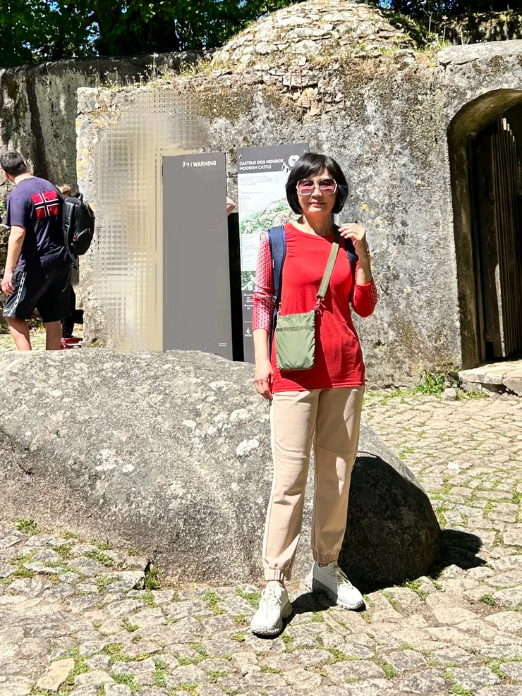 趁著還未顯疲態，趕快拍旅行的穿搭。