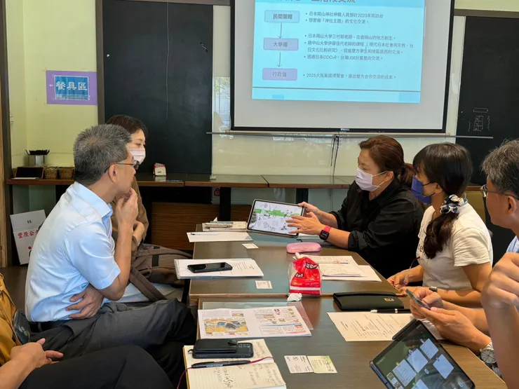 允慧老師隨手一撥，就有滿滿的美的在地意象與美食饗宴🥰