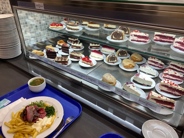 蛋糕區,而且便宜!