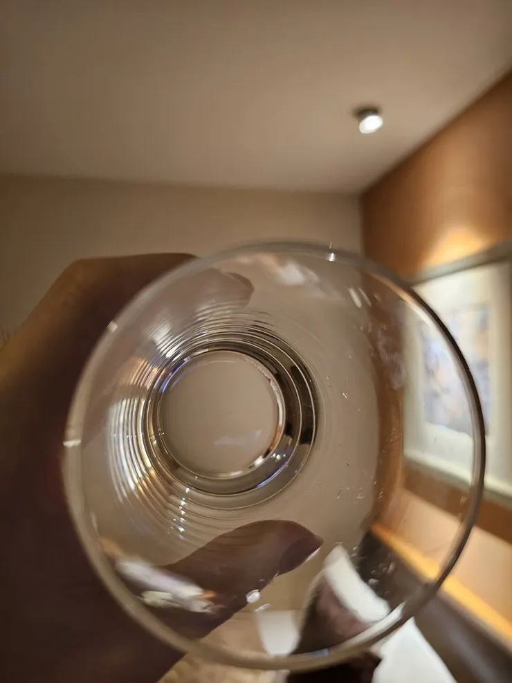 提醒一下river side hotel房內的杯子雖然寫已消毒過，實際用之前還是先洗一下會比較好