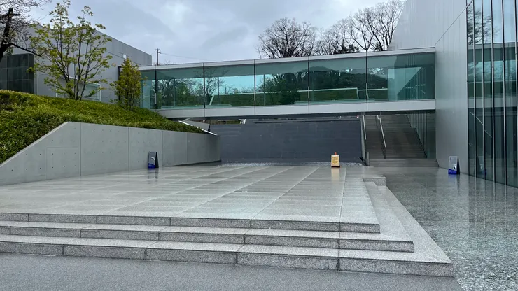 花1.5小時慢慢逛還滿值得。